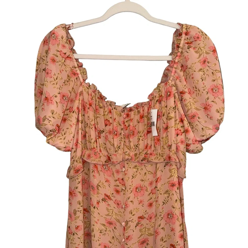 NWT ASTR the label blush multi floral maxi dress. Size Medium.